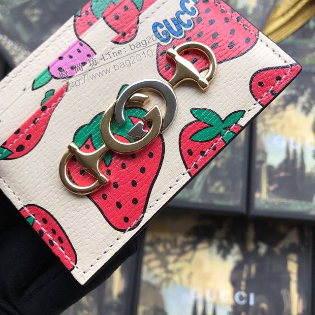 Gucci包 古馳卡包 570679 草莓全皮 2019新款 Gucci草莓印花皮革單卡包  gudj1450
